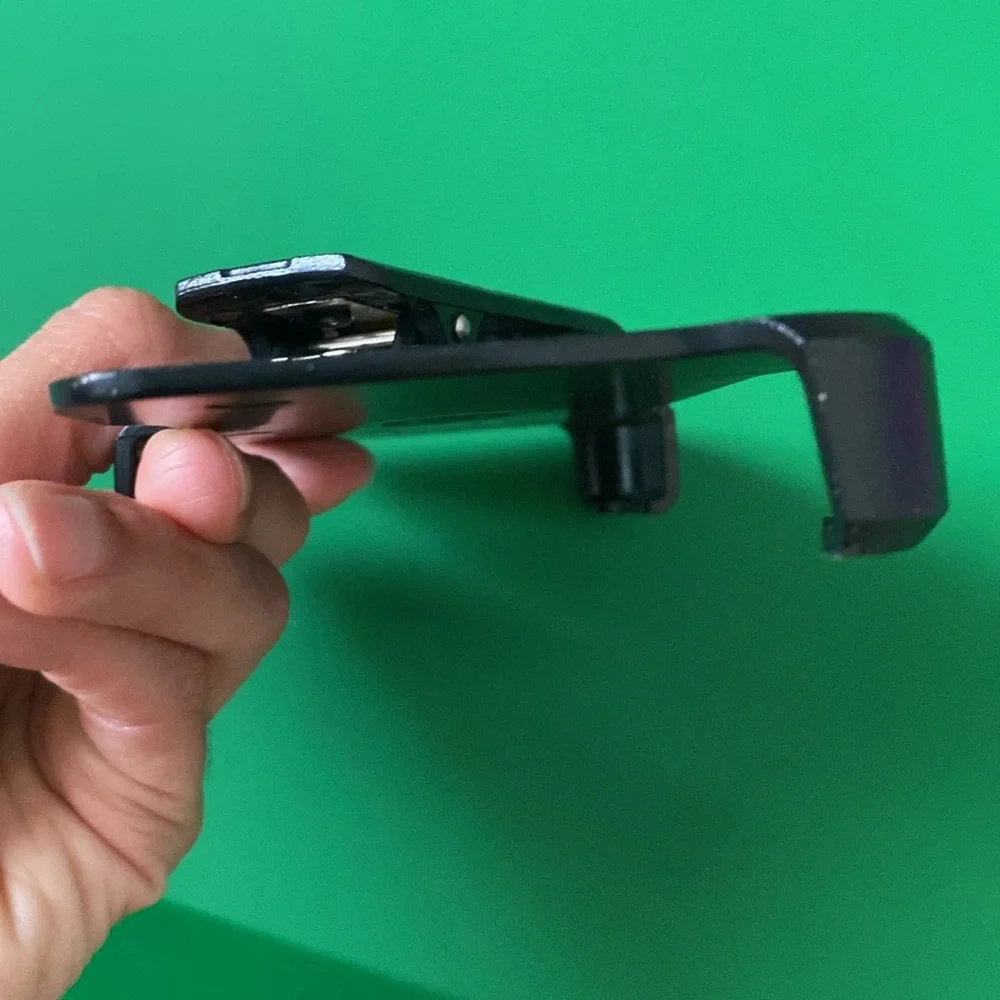 iPhone 6 black holster clip